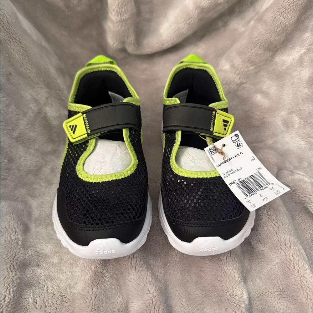 adidas Kids Black and Neon Green Summerflex Outdoor Water-Friendly Sneaker Shoes - Picture 4 of 6